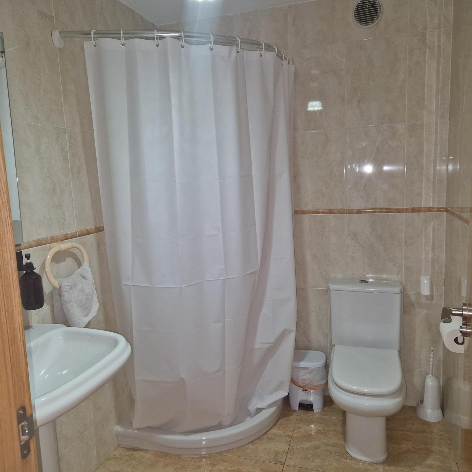 Appartamento Duplex En Naron. 4 Hab. 3 Banos Esterno foto